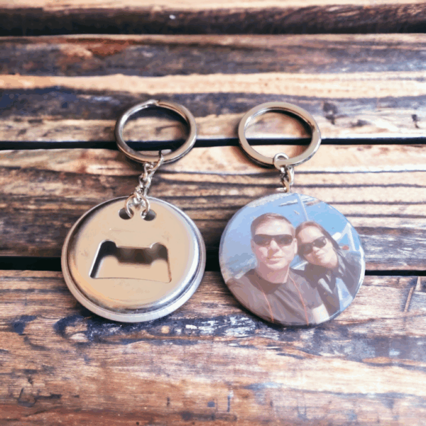 Personalisierter Foto-Flaschenöffner Button Schlüsselanhänger