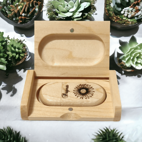 Personalisierte gravierte USB-Stick Speicher 16GB aus Holz